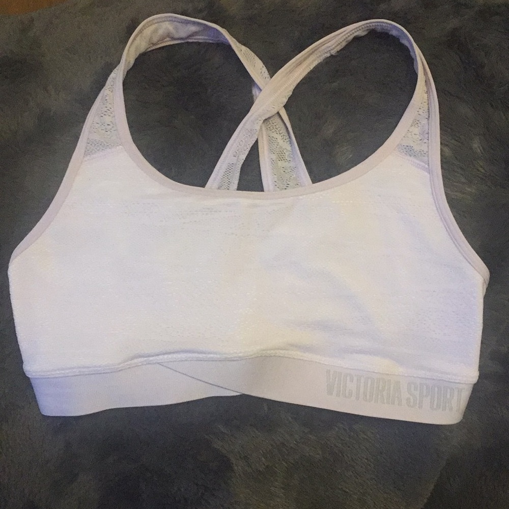 NWOT Victoria’s Secret Lavender Sports Bra